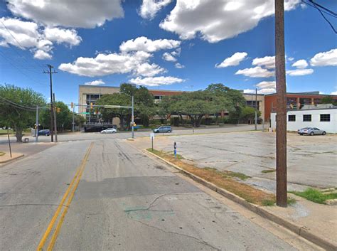 The Best 10 Parking near 715.